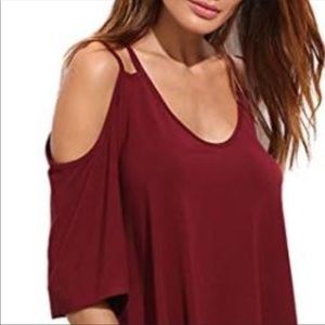 NEW. Gorgeous cranberry colored crop top🎁